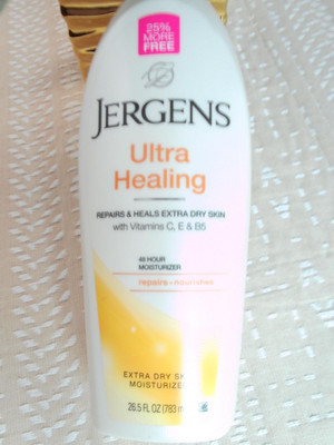 Jergens Ultra Healing Extra Dry Skin Moisturizer 26.5 fl oz 48 hr Moisturizer