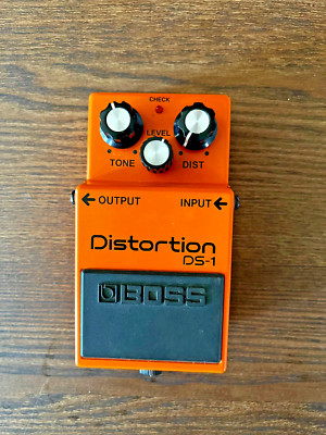 Boss DS-1 Distortion Guitar Effect Pedal