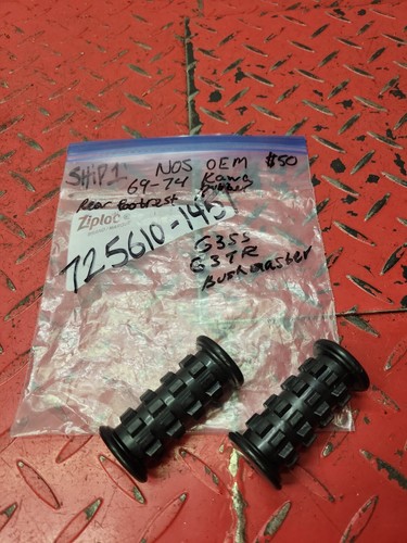 Genuine NOS OEM 1969-74 KAWASAKI REAR FOOT REST RUBBER G3SS