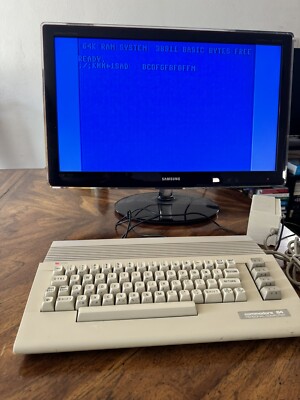 VTG Commodore 64 C64 Personal Computer Tested With Power Supply