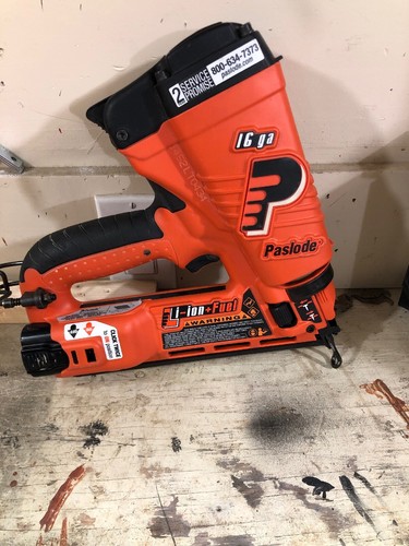 Paslode 902400 Angled Cordless Lithium Ion Finish Nailer