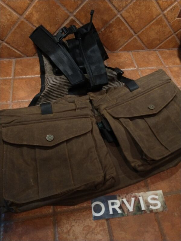 Nice! Orvis Waxed Cotton Strap Vest (M/L)  "Dark Khaki"