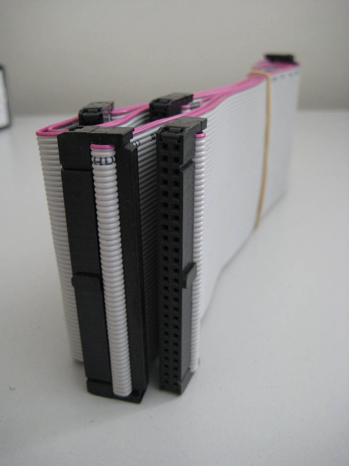 LOT OF 2   16in ATA PATA EIDE Cable 3 Device IDC 40 Pin Conductor