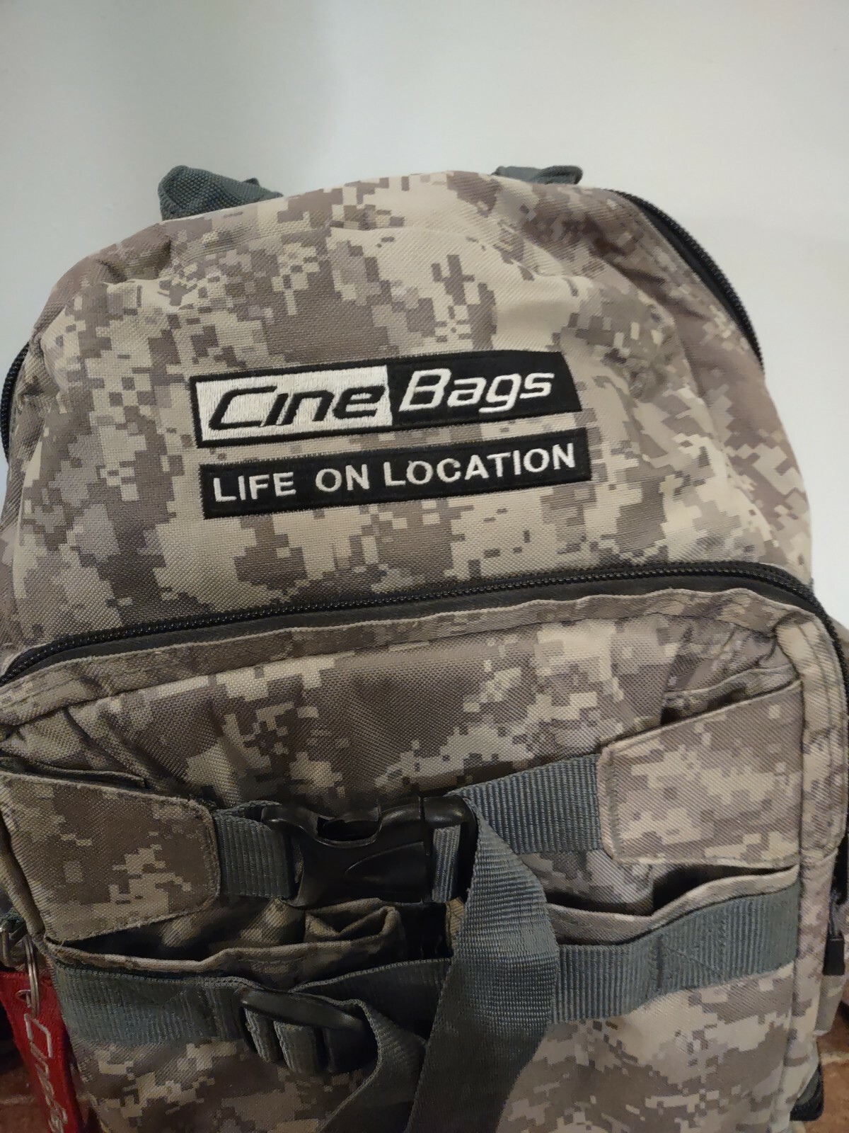 cinebolsas cb25b revolution backpack