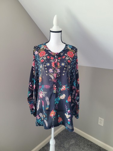 johnny was kikimu blouse
