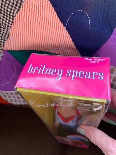 play along BRITNEY SPEARS DOLL pepsi commercial  MIB 2001  Music Oops I Did It