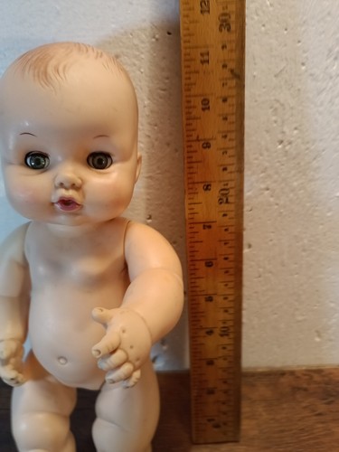 Vintage EFFANBEE 6569 OPEN/CLOSE Green EYES Vinyl 12” Baby Doll 1969