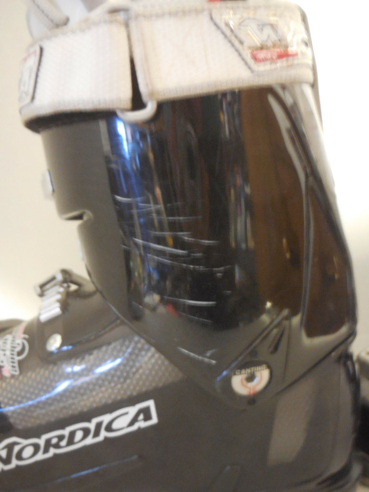 NORDICA Speed Machine SKI BOOTS SZ MONDO 24.0-24.5 (MENS 6-6.5) (WOMENS 7-7.5)