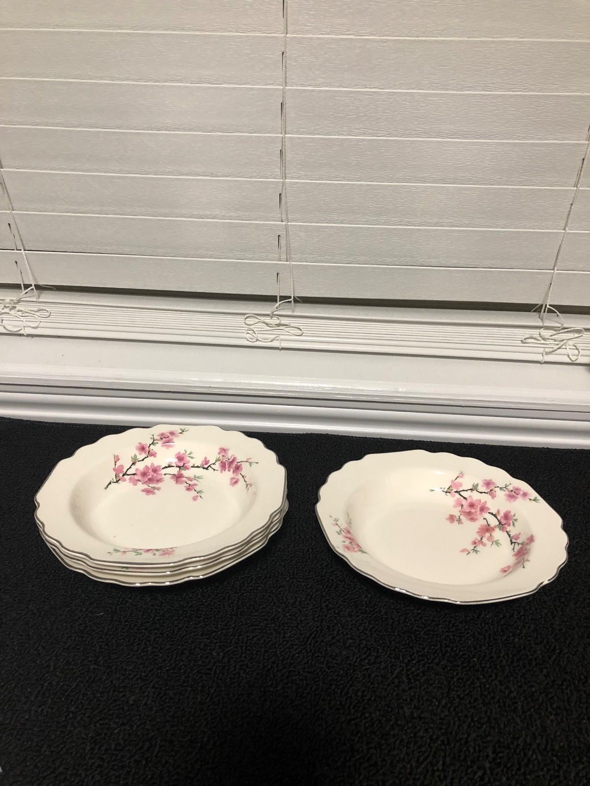 W S George White Lido Peach Blossom Platinum set of 4 soup bowls pre-owned