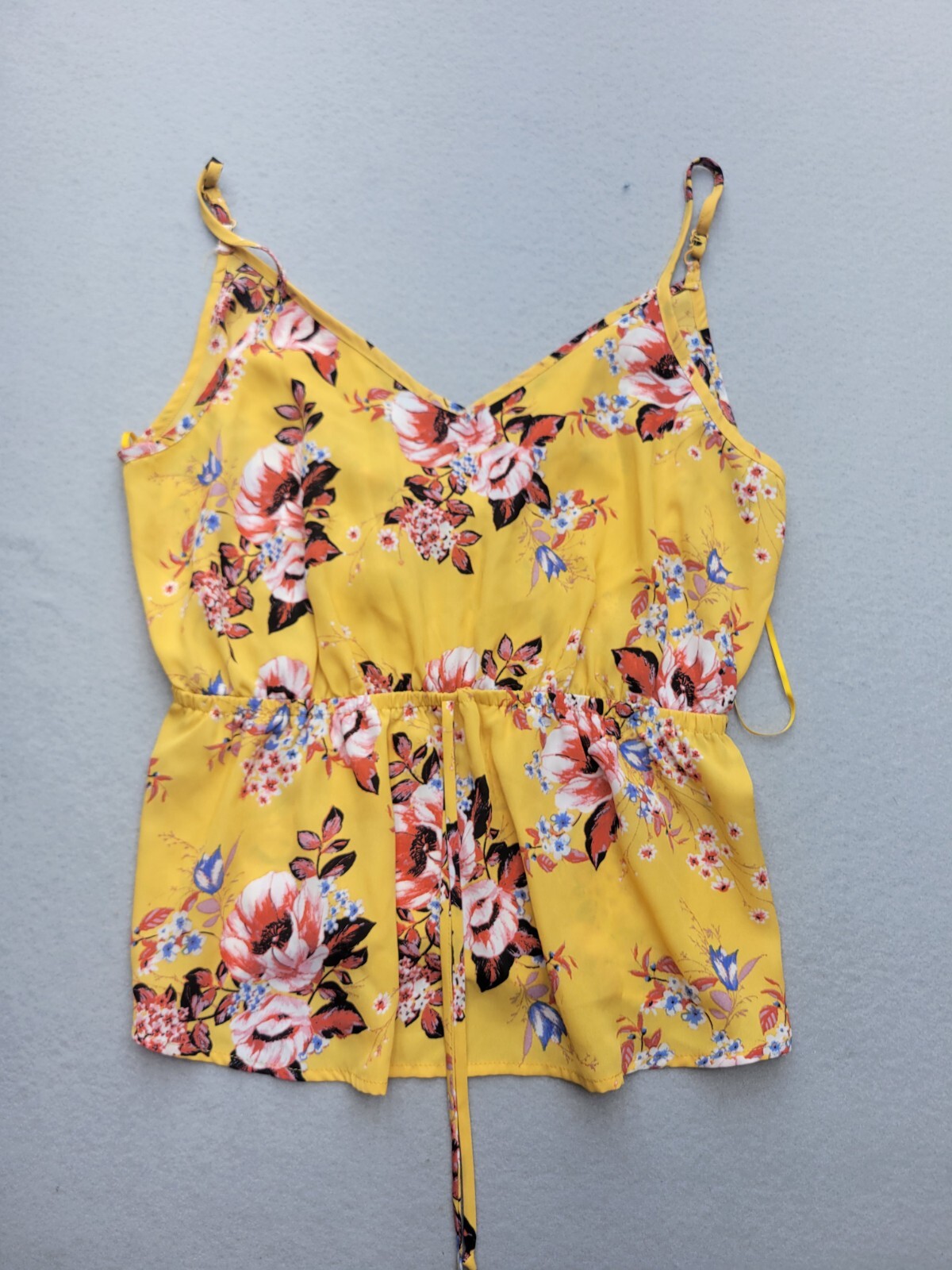 Lily White Women's Tank Size XL Yellow V-Neck Floral Sleeveless Spaghetti Strap