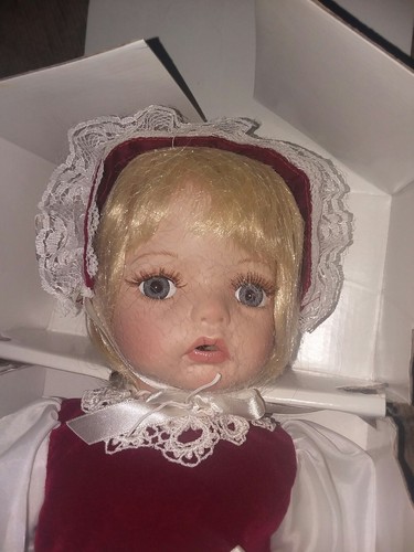 Vintage Treasury Collection Paradise Galleries --- Baby's Christmas Treasure 18