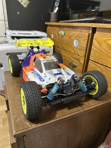 Kyosho Inferno Mp 7.5 12 S It Runs Fast But Don’t Come With Esc (Discription).