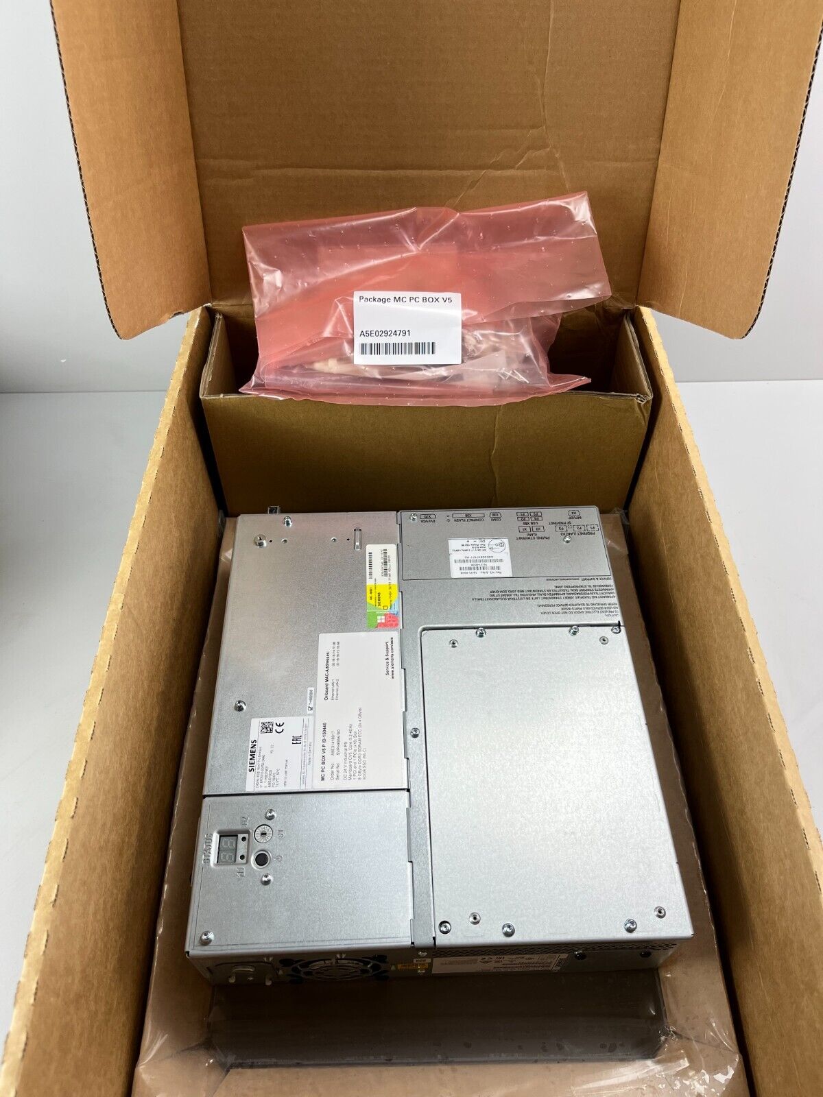 Siemens 6FC5210-0DF53-3AA0 Computer Sinumerik 2.4 GHz | eBay Siemens 6FC5210-0DF53-3AA0 Computer Sinumerik 2.4 GHz | eBay