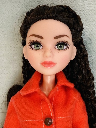 MGA - 2015 Netflix&rsquo;s Project Mc2 McKeyla McAlister Doll - Brunette Braids