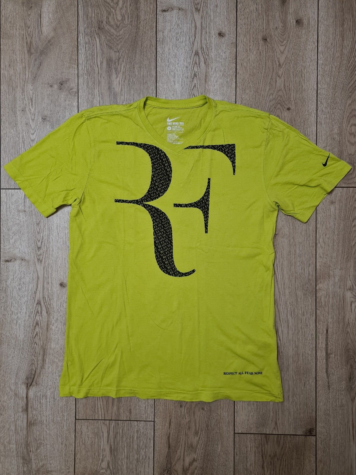記念グッズ NIKE FEDERER 19GS WIN T-SHIRT US SIZE M s-l1200.jpg