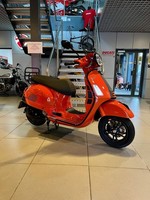 *DEPOSIT TAKEN* VESPA GTS 300 SUPERSPORT - 1400 MILES - 1 OWNER - EXTREMELY TIDY