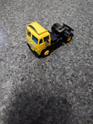 Corgi Classic Code 3 Foden FG Tractor Unit Blue Circle Cement