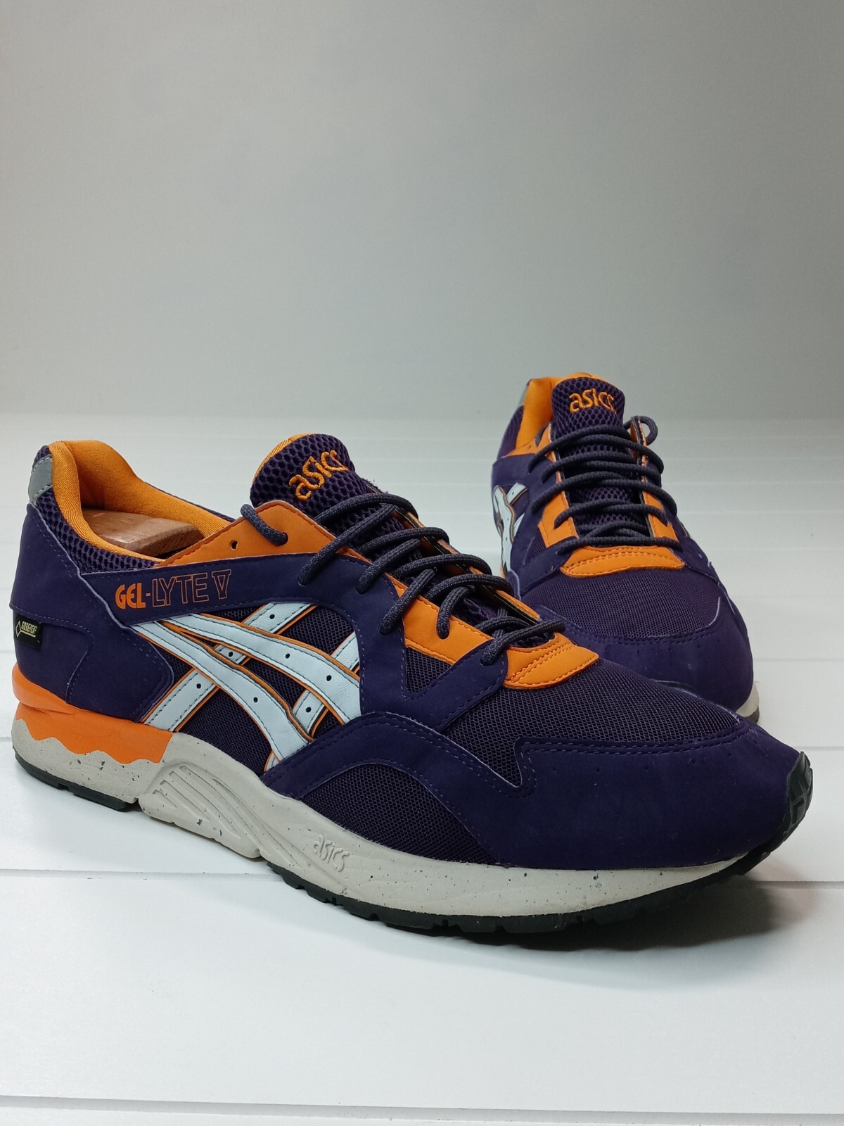 Asics Gel-Lyte V Goretex Trainers H429Y Men's Purple Gray Shoes