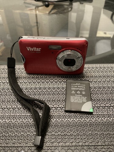 Vivitar ViviCam X029 10.1MP Digital Camera - red PARTS ONLY