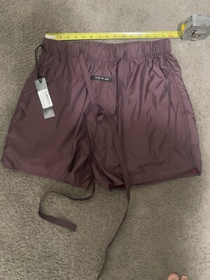 Fear of God 6th Collection Shorts Merlot Size L NWT