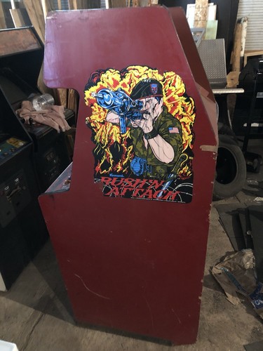 1985 Konami Rush n’ Attack Arcade Machine Rare Collectible Cabinet