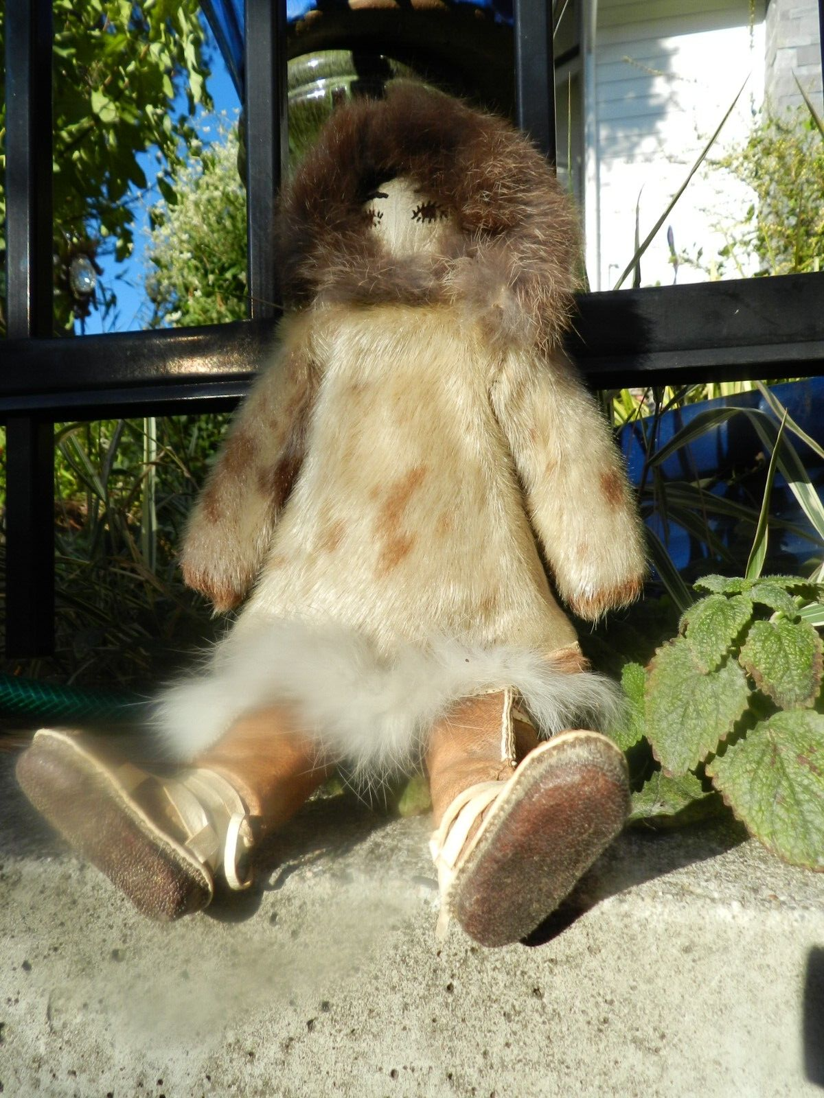 LOT(C)ESKIMO DOLL,LEATHER Face Beaded Real Fur and Leather Hand Crafted VINTAGE