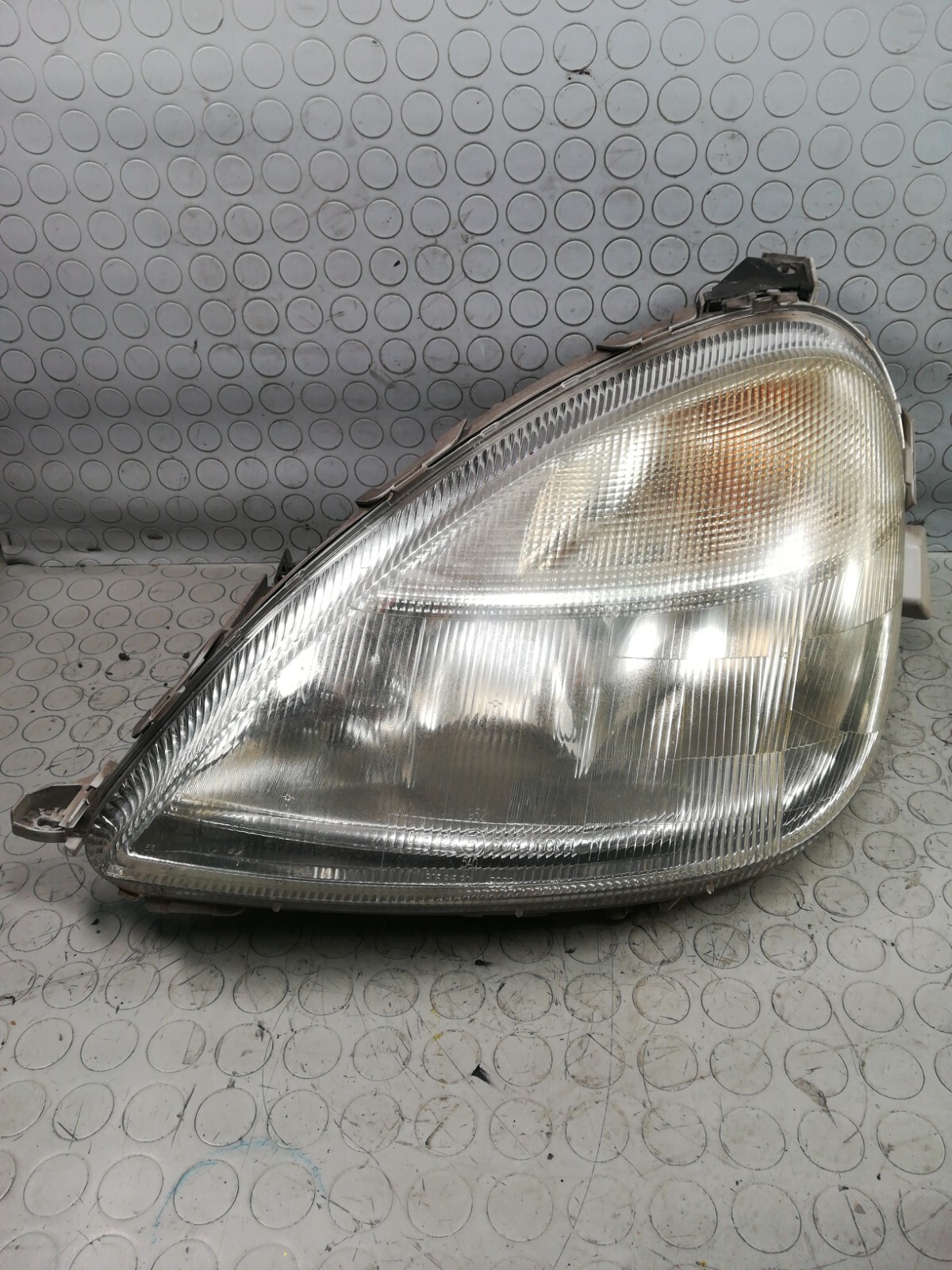Fanale anteriore sinistro MERCEDES CLASSE A RESTYLING 0301152211 (1997-2004)