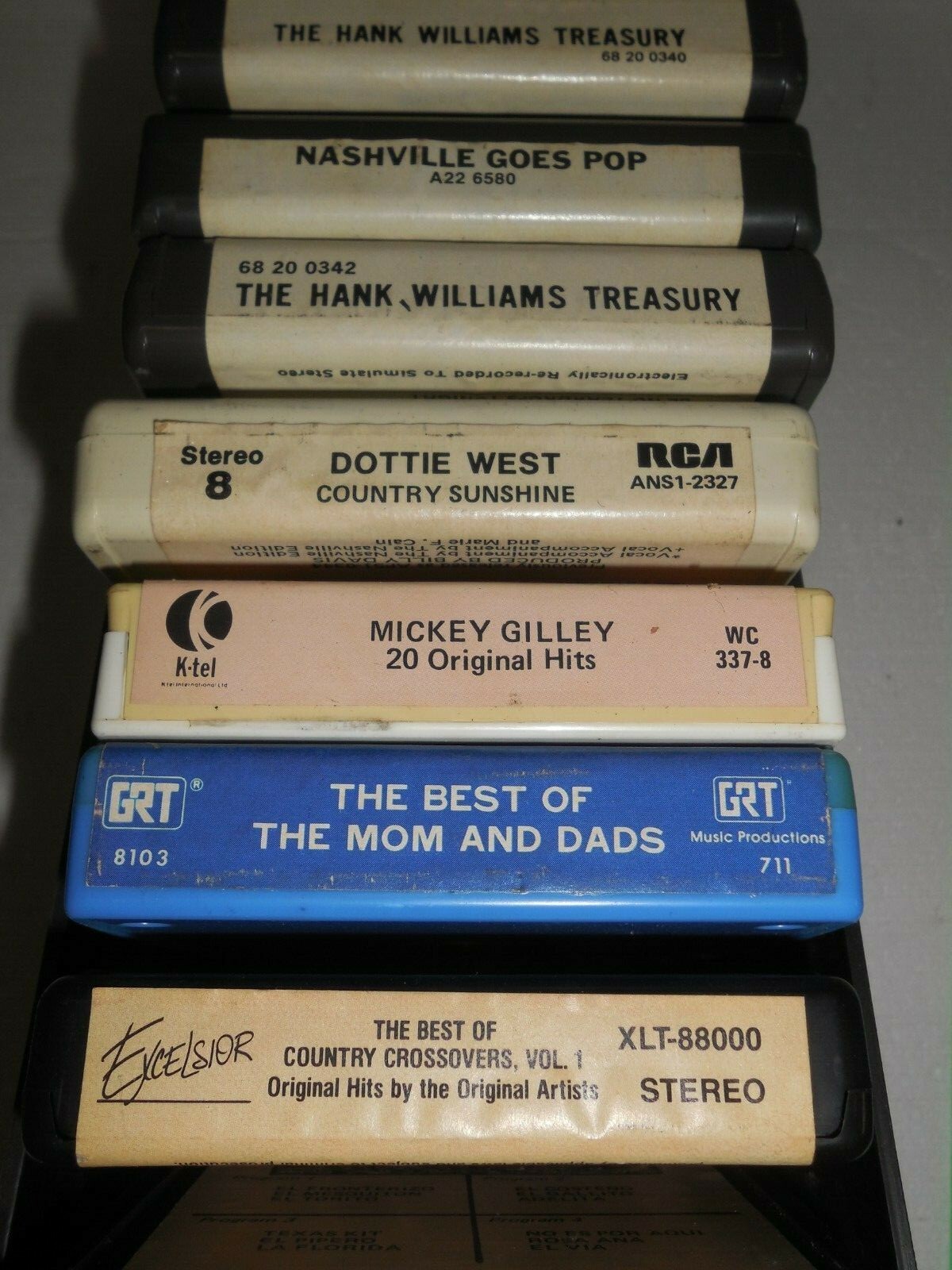 8 Track mostly COUNTRY Tapes Slim Whitman, Hank Williams, Mickey Gilley and case
