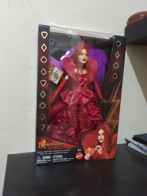 Disney Descendants 4 Rise of Red Queen of Hearts fashion doll- BRAND NEW IN HAND