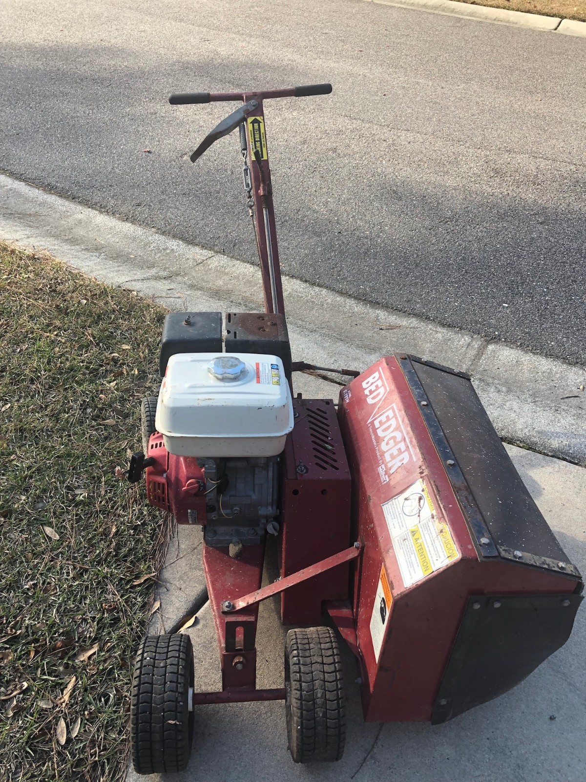 Brown Bed Edger w/ Honda 8HP - Steerable