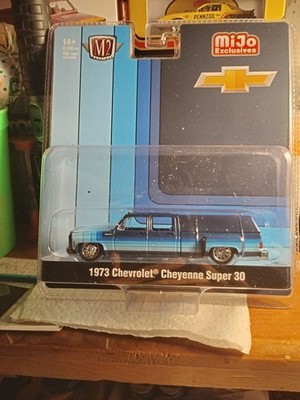 M2 1973 Chevy Cheyenne Super 30 Dually with Camper Shell