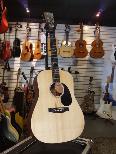 Martin DRS2 Road Series Acoustic/Electric Guitar w/HARD CASE AND FREE SHIP