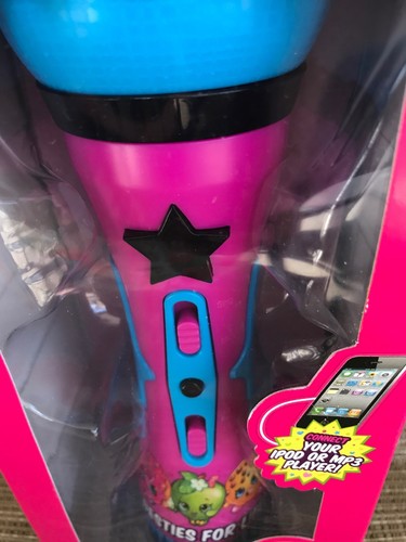 Shopkins Karaoke Microphone - Connects to iPod or MP3 Player