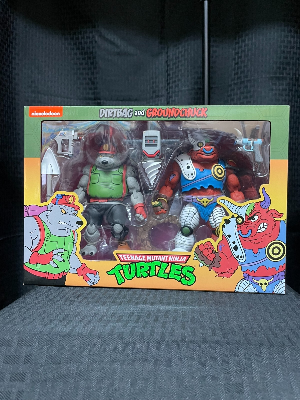 【NECA】新品 正規品 TMNT ダートバッグ グラウンドチャック タートルズ Amazon.com: NECA 81893 TMNT Cartoon Dirtbag/GROUNDCHUCK 2