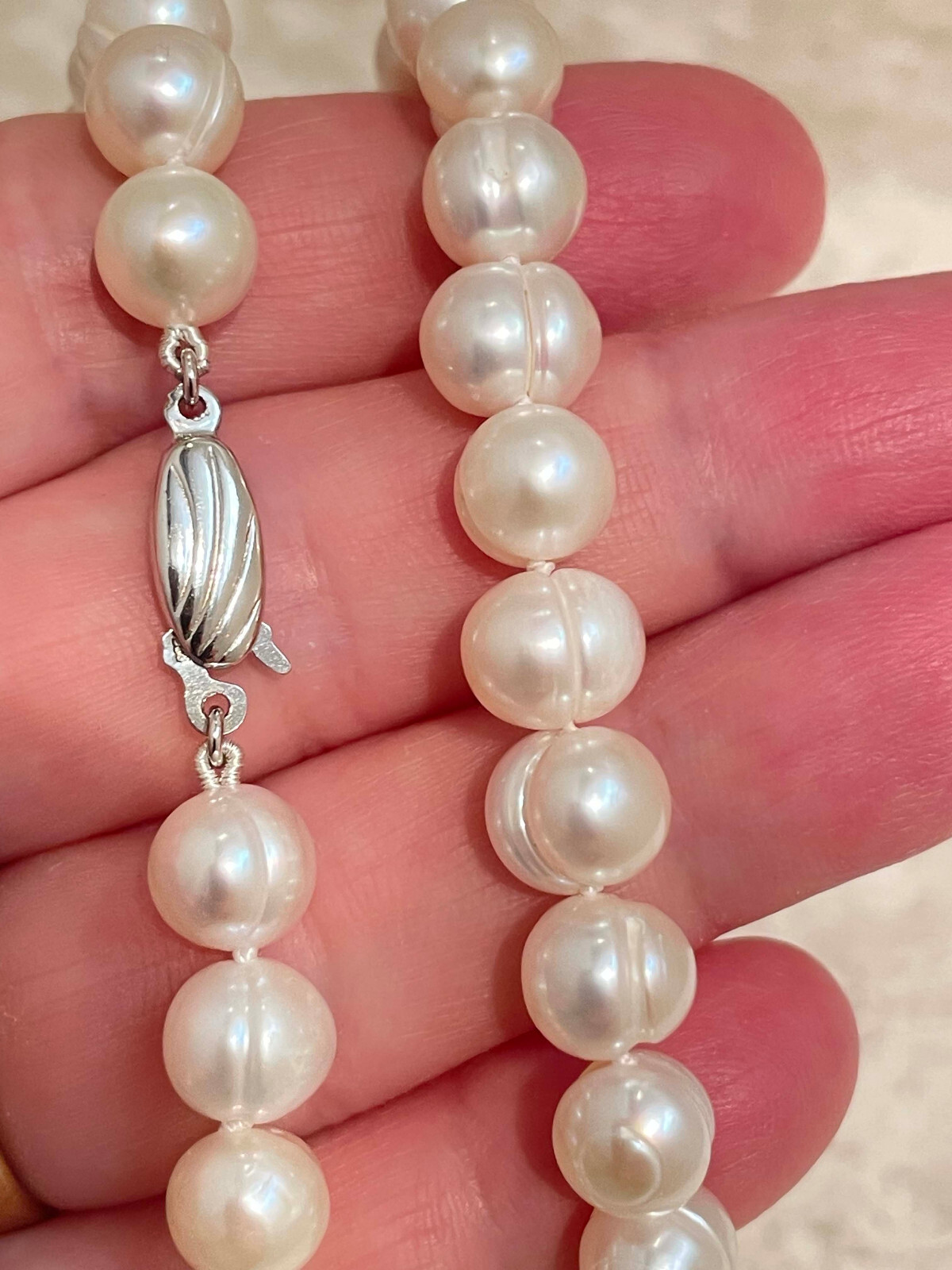 how much is a pearl necklace