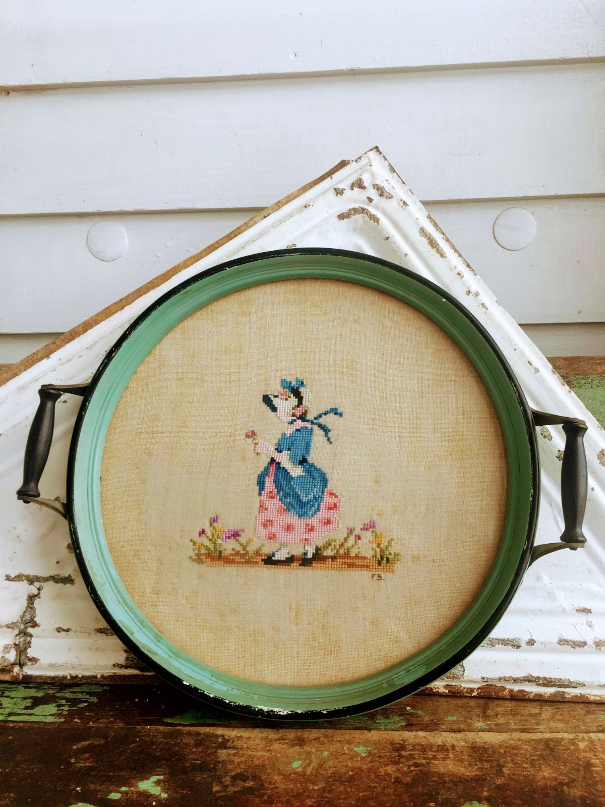 Antique Green Shabby Wood Round Tray With Needlepoint Victorian Lady W/Glass