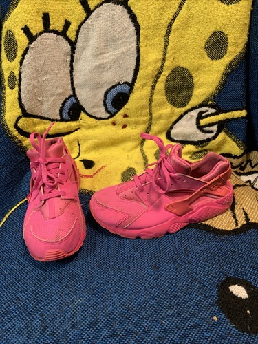 pink huaraches size 3