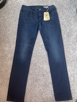 NWT Zara Basic Z1975 Denim Basic Stretch Denim Jean Sz USA 6 SOLDOUT