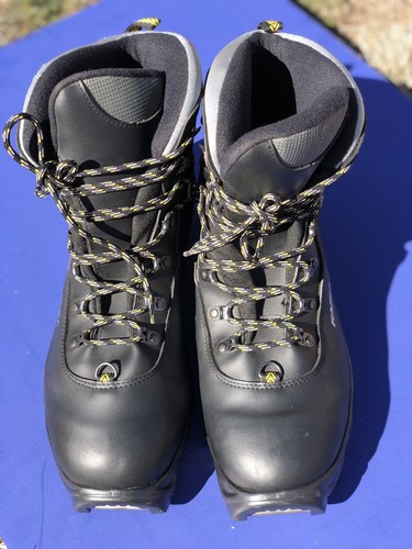 Karhu XAdventure Cross Country Nordic Ski Boots Mens US 11 XC XADV