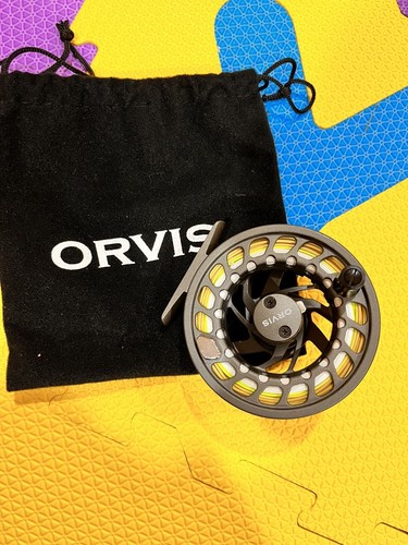 Orvis Clearwater II Reel With 6wt Airflo  Universal Taper Floating Fly Line