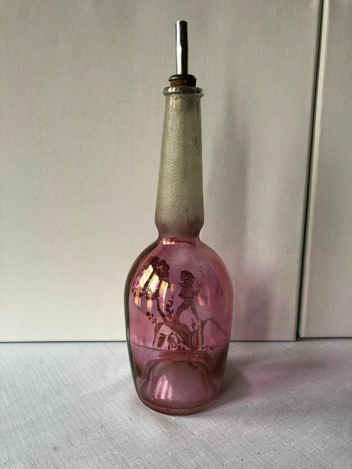 RARE VINTAGE MARY GREGORY STYLE GLASS BARBER BOTTLE - PROHIBITION ERA 1920's-30s