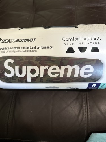 Supreme - Supreme®/Sea to Summit Self Sleeping Mat SUPREME SEA TO SUMMIT SELF INFLATING SLEEPING MAT RED Brand