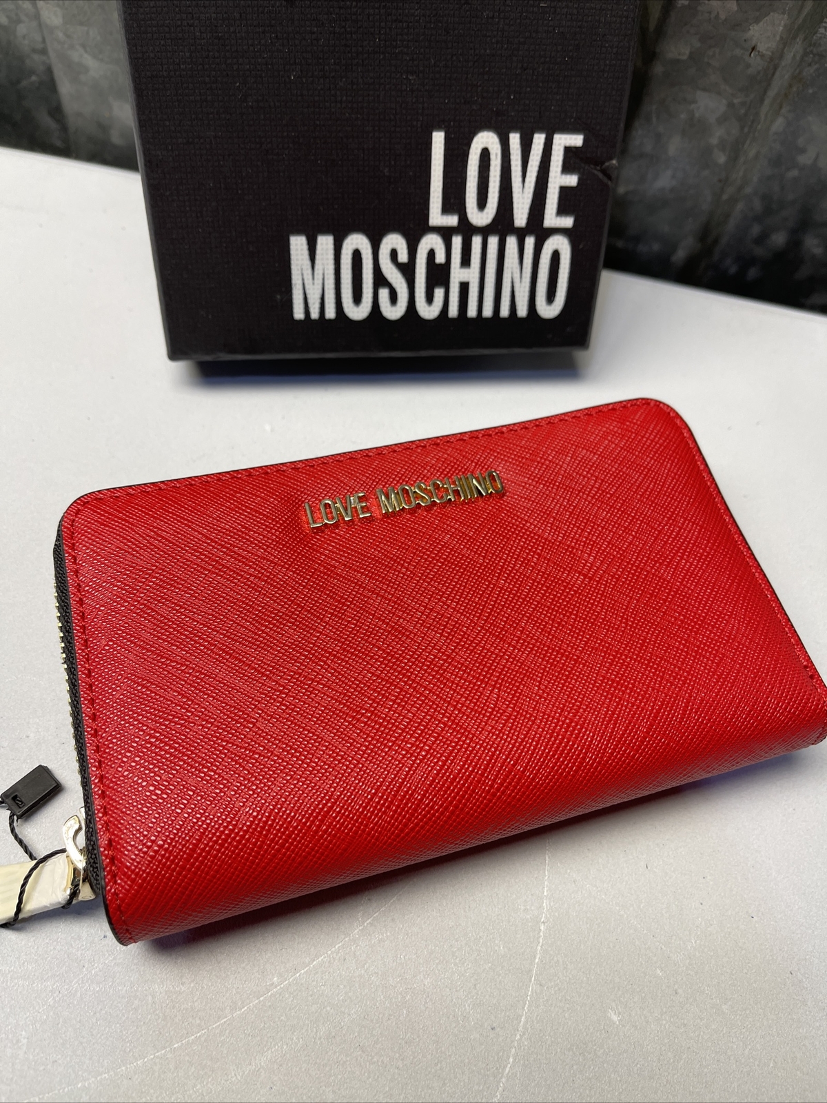 love moschino wallet