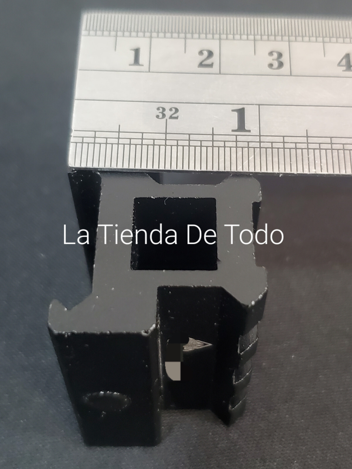 3 SLOT RISER MEDIUM PROFILE MOUNT READ