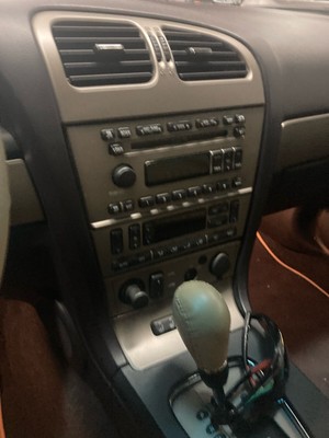 image 3 of interior