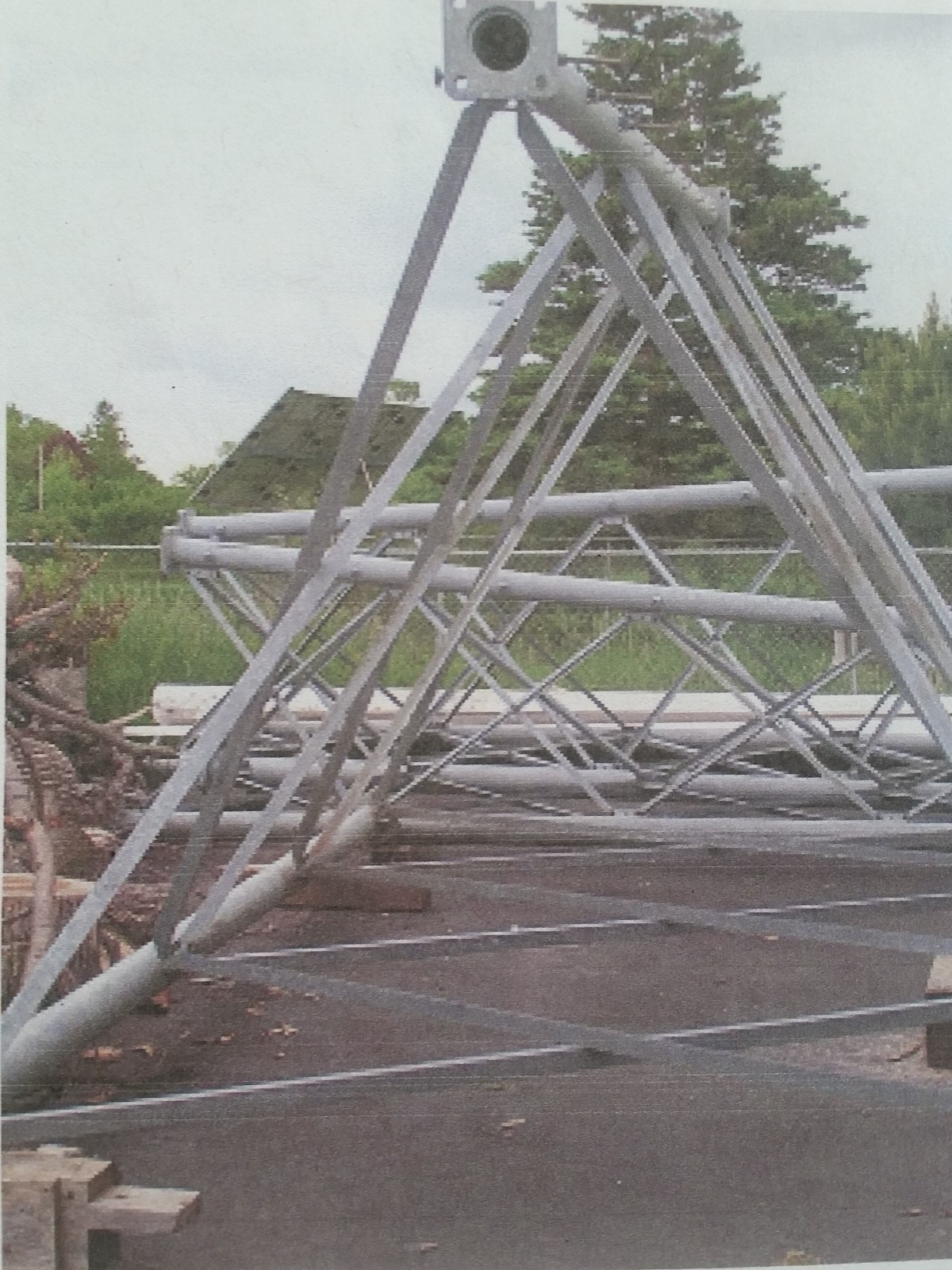 FREE 40KW Enertech E-44 Wind Turbine with purchase of 100' Rohn SSV tower