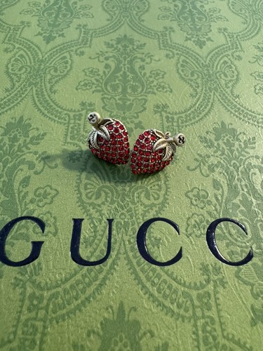 アイヌ　アンティーク VTG Gucci Vintage GG Monogram Golden Earrings Stamp Logo