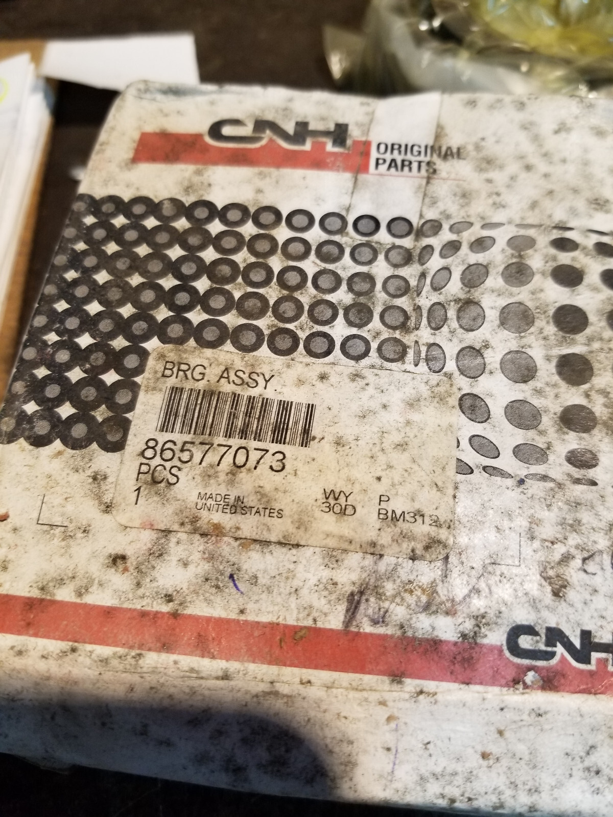 CASE CNH BEARING & CUP 86577073 - Picture 7 of 7