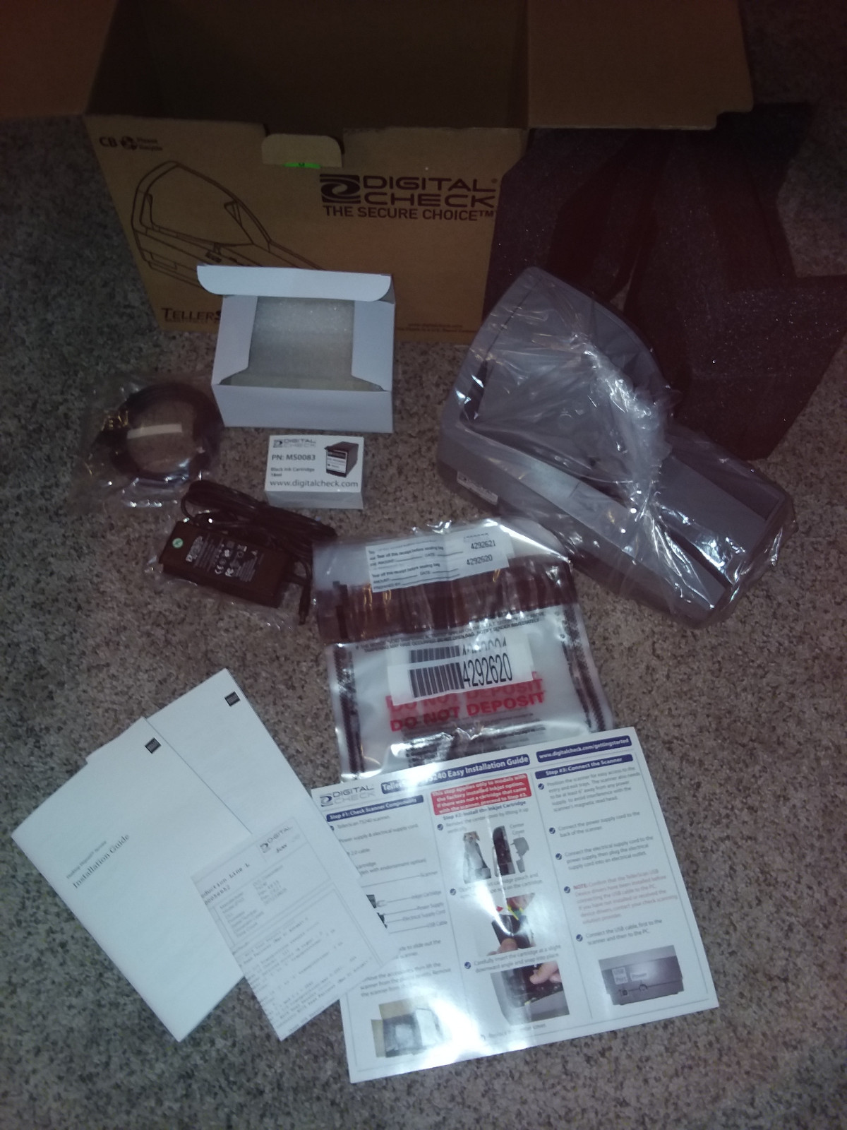 NEW! Digital Check TellerScan Teller Scan TS240 53000-72 +20 Remote Deposit Bags