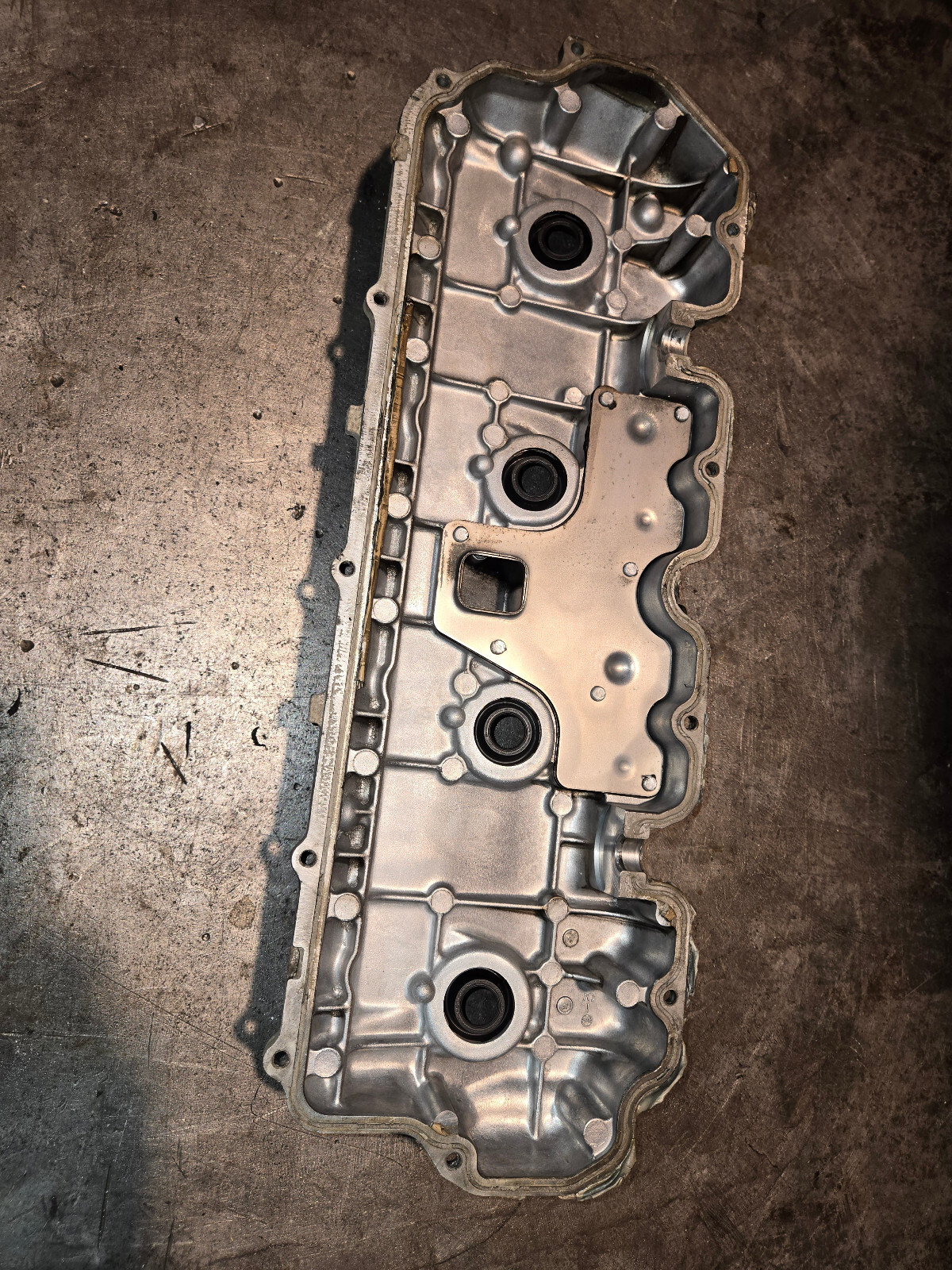 97223559 01 02 03 04 LB7 Duramax Diesel UPPER Valve Cover  - Picture 4 of 4